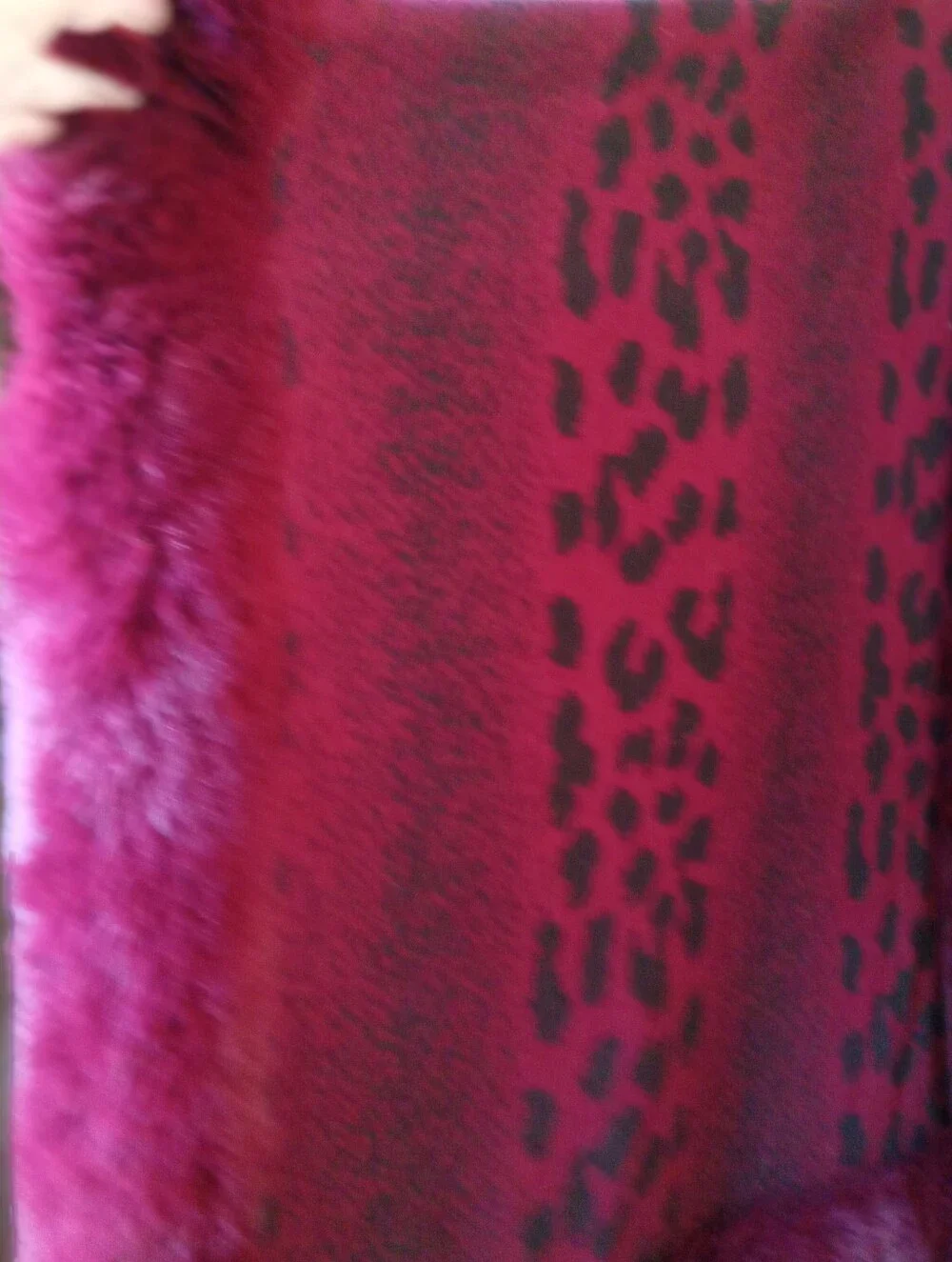 Kathy Ireland Fashion 360 Safari Skies Faux Fur Trim Cape - SZ OS